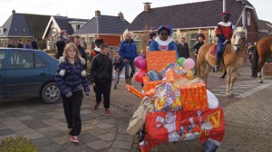 Warm welkom Sinterklaas in Wierum