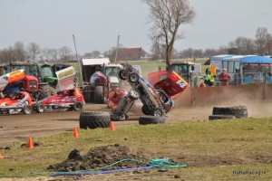 Gebroeders Klok uit Harkema op dreef op autocross