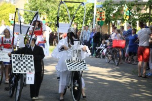 Optocht in Driezum/Wâlterswâld