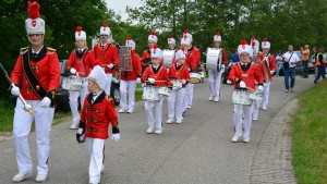 Veel toeschouwers bij optocht Raard