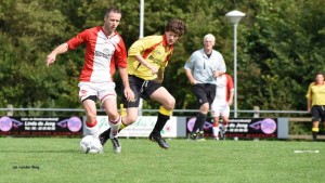 VV De Wâlden zet VV Oldeholtpade met beide benen op de grond