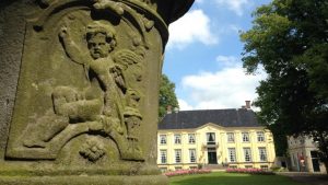 Dag van het kasteel op Fogelsangh-State in Veenklooster - RTV NOF