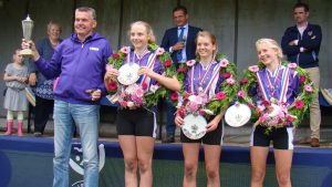 Sexbierum-Pietersbierum winnaar NK-schoolmeisjes - RTV NOF