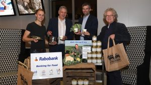 Beroemde Franse schoonheid wordt Friese Bloemkool lekkernij