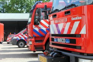 Brandweer rukt uit voor schoorsteenbrand in Burgum