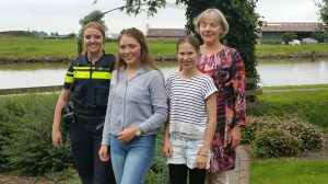 Heldinnen uit Bornwird in zonnetje gezet - RTV NOF