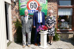 Echtpaar van der Meulen 60 jaar getrouwd