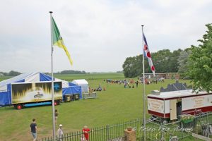 Highland games in Niawier tijdens dorpsfeest - RTV NOF