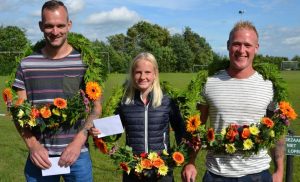 Eerste Teatspartij ooit in Driezum