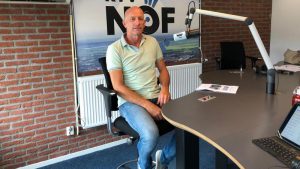 Brand in Niawier, kerkhofpaaltjes en paalzitten in de Weekend Nieuwsshow - RTV NOF