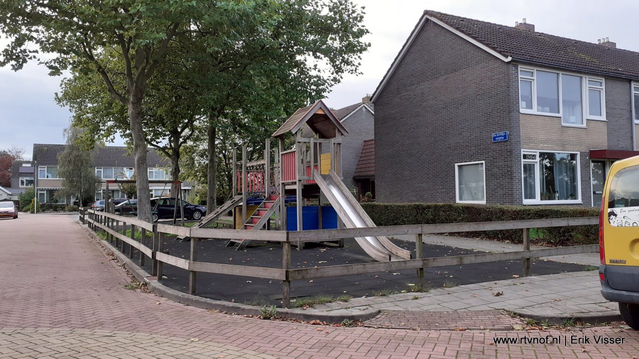 Minder speeltuinen in Kollumerzwaag, een goed idee?