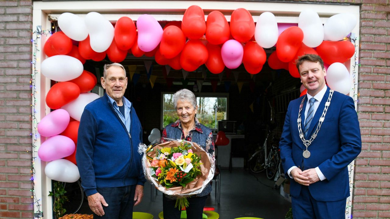 Echtpaar Steegstra Blije 65 jaar getrouwd