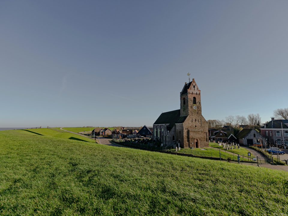 VIDEO: Verbreding zeedijk zorgt voor angst in Wierum