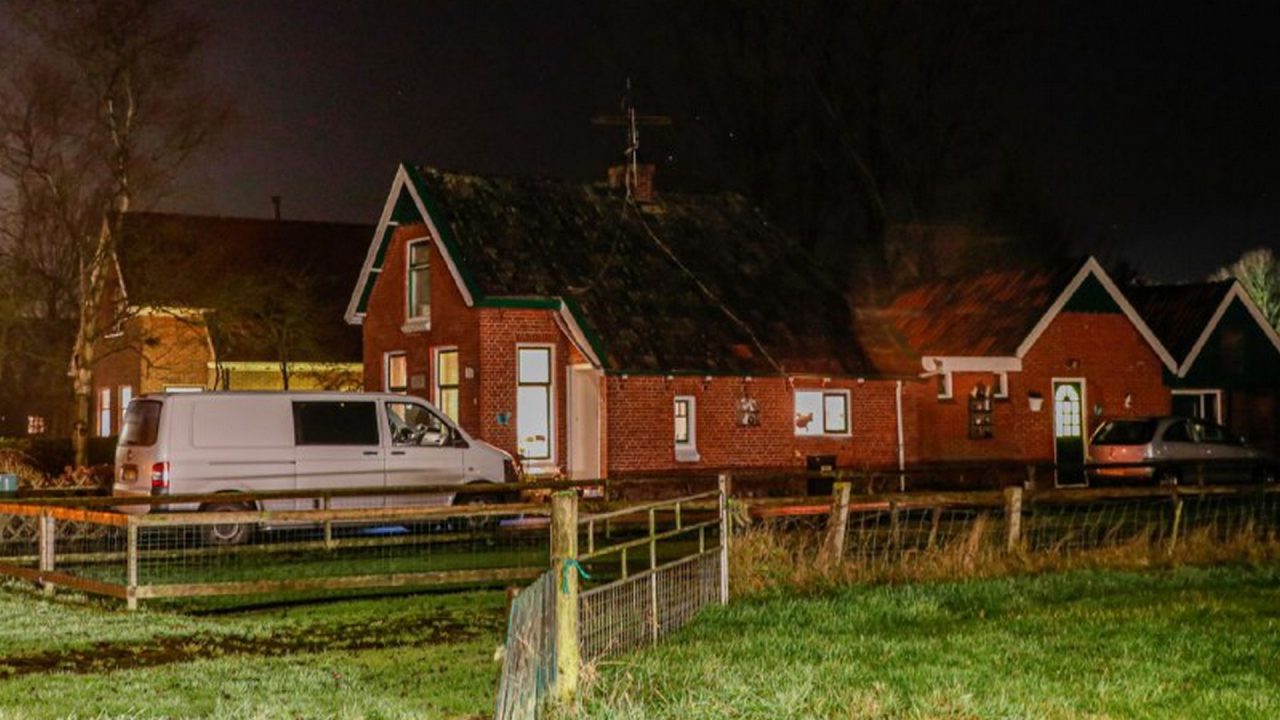 Vrouw van 70 slachtoffer overval Broeksterwâld -.