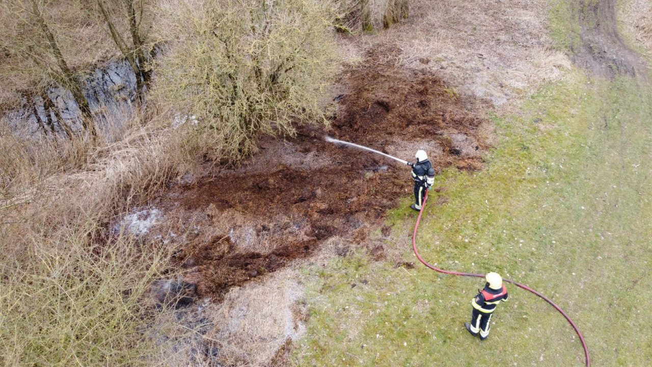 Brand in natuurgebied Rinsma Pôle bij Driezum