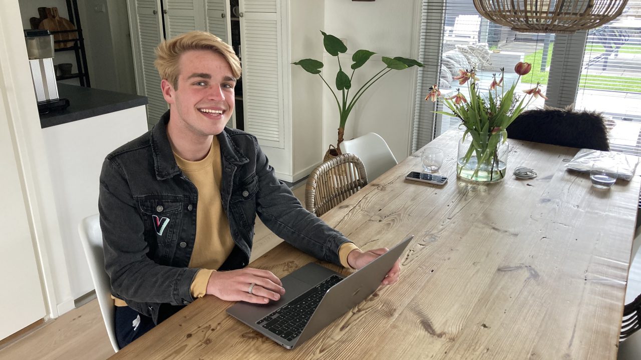 Jesse van Wieren uit Kollumerzwaag doet mee aan de Dansmarathon-show op SBS6