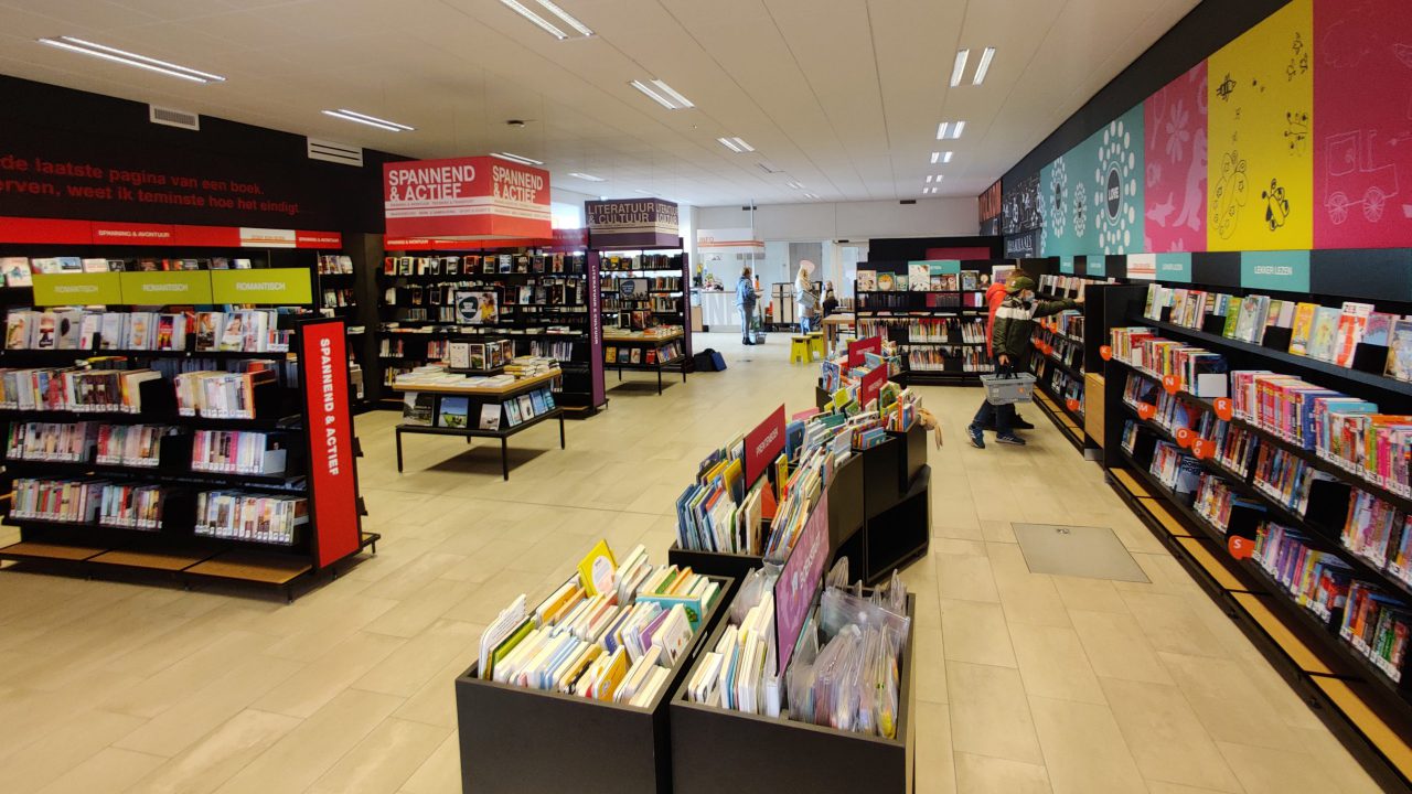 Informatiepunt Digitale Overheid in Bibliotheek De Westereen