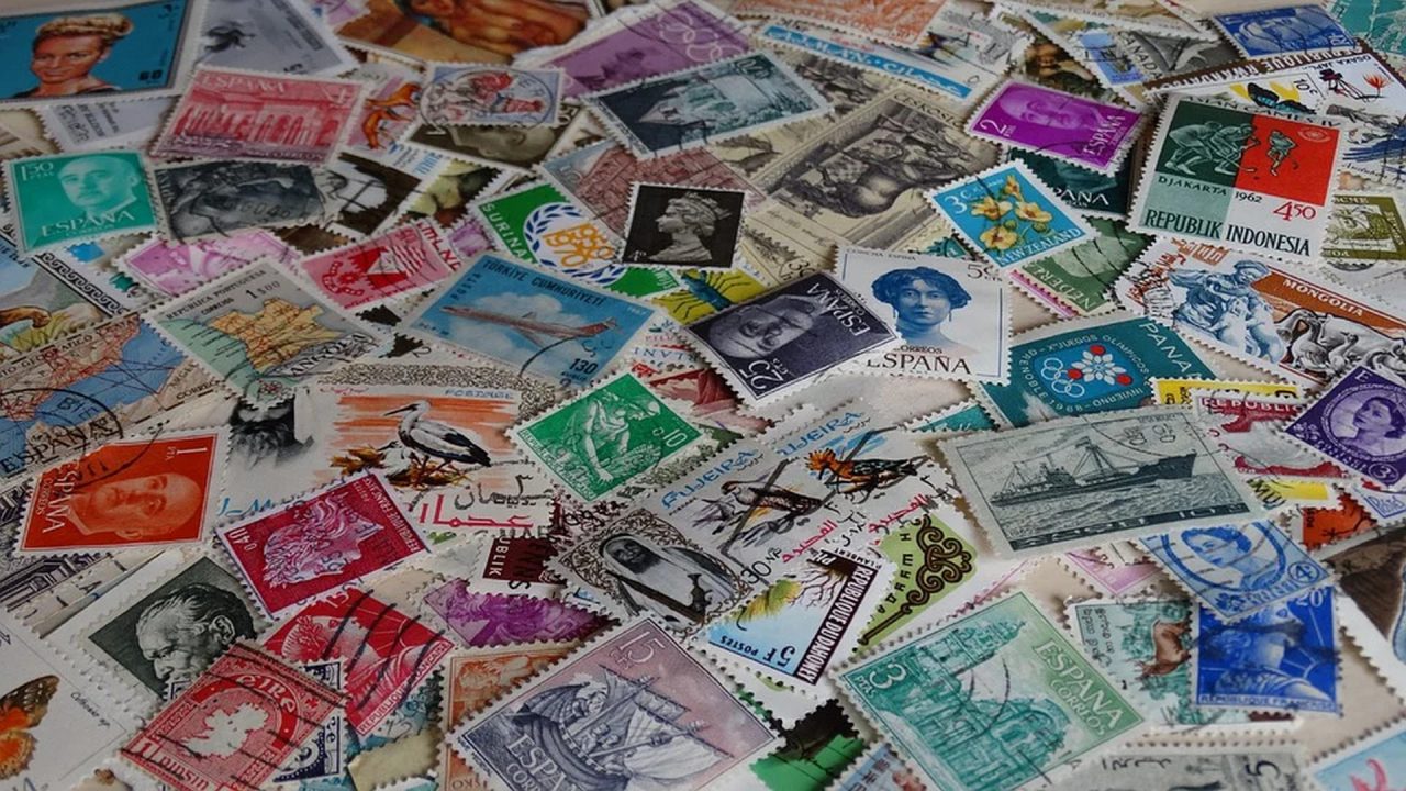 VIDEO: Postzegelverzamelaar Siep Folkerts uit Surhuizum