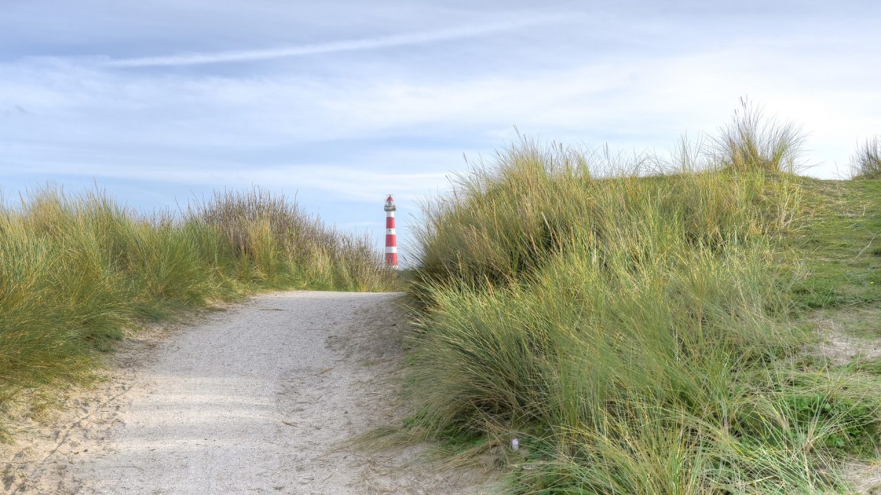 Rijkswaterstaat gaat radarsensor vuurtoren Ameland vervangen