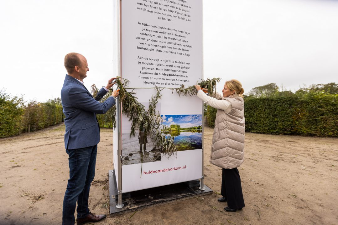 Oproep Visit Friesland resulteert in expositie met ruim duizend Friese horizonnen - RTV NOF