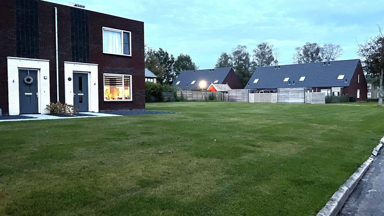 INGEZONDEN: Thús Wonen blokkeert wooninitiatieven Kollumerzwaag op haar eigendom