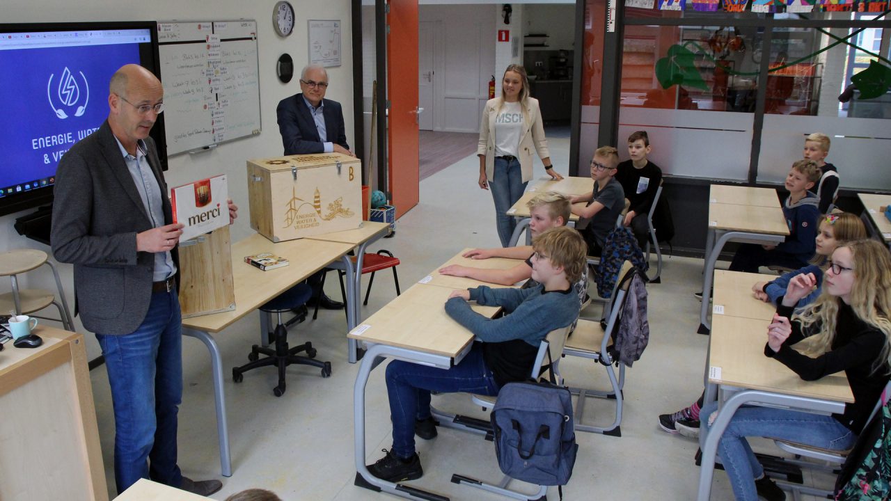 Duik in de wereld van techniek met ‘coole ontdekkerskisten’
