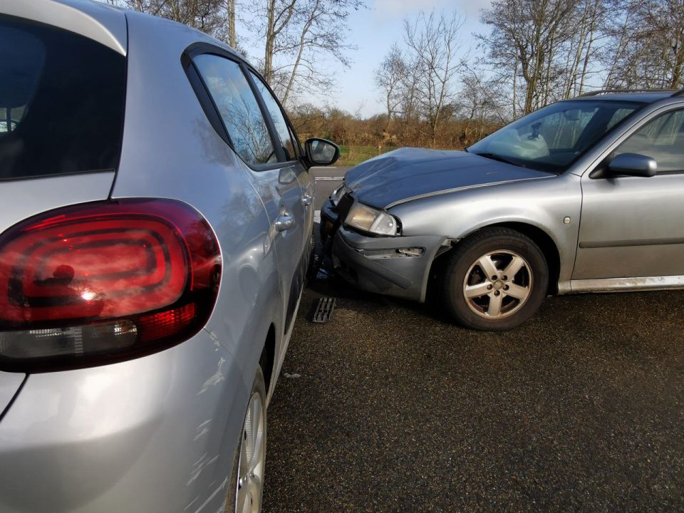Botsing op Rykswei nabij Jistrum