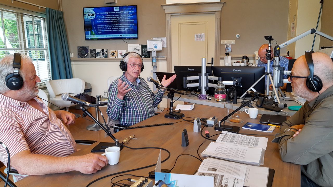 AUDIO: Gytsjerker Marten Brouwer geëerd met nieuw kunstwerk in centrum Gytsjerk