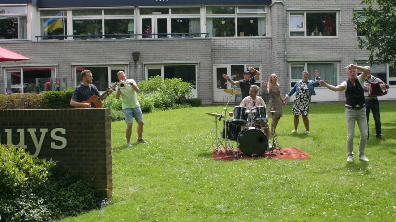 Moai Surhústerfean opwarmertje Feanster Music Night - RTV NOF