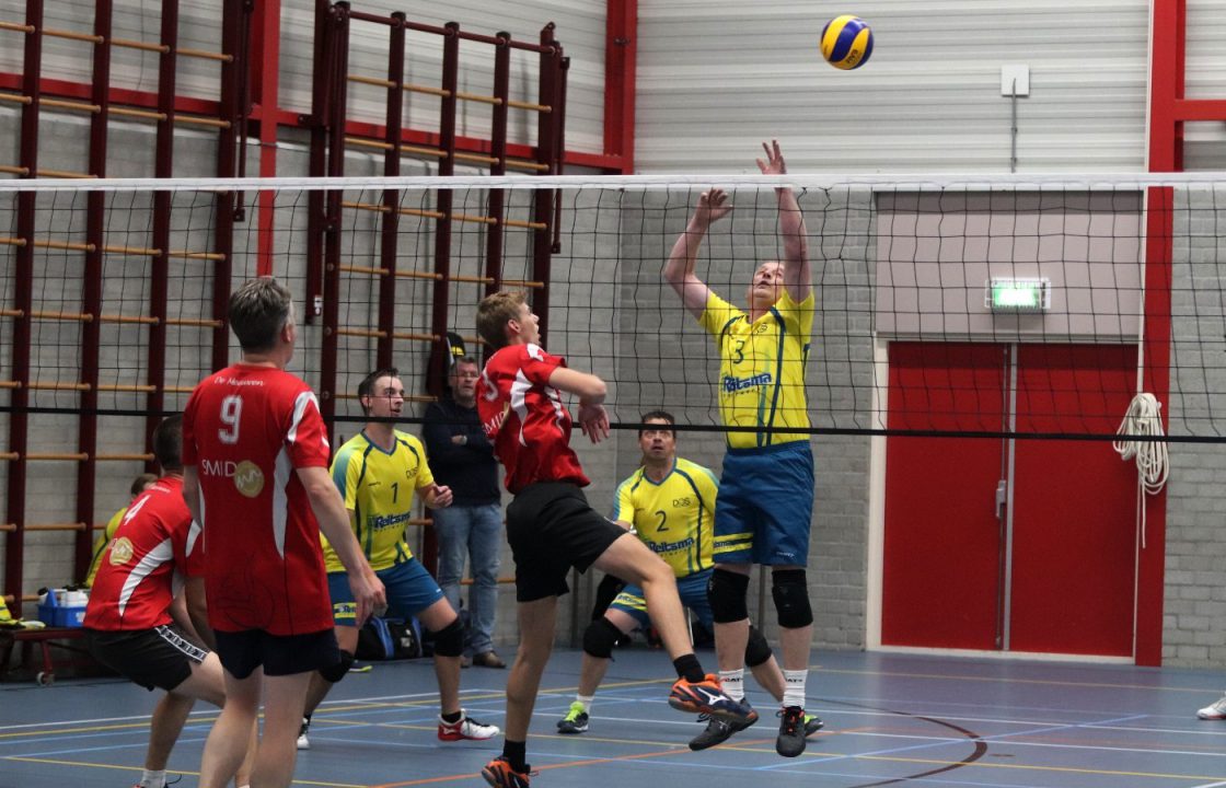 DOS Heren1 wint ook tweede duel - RTV NOF