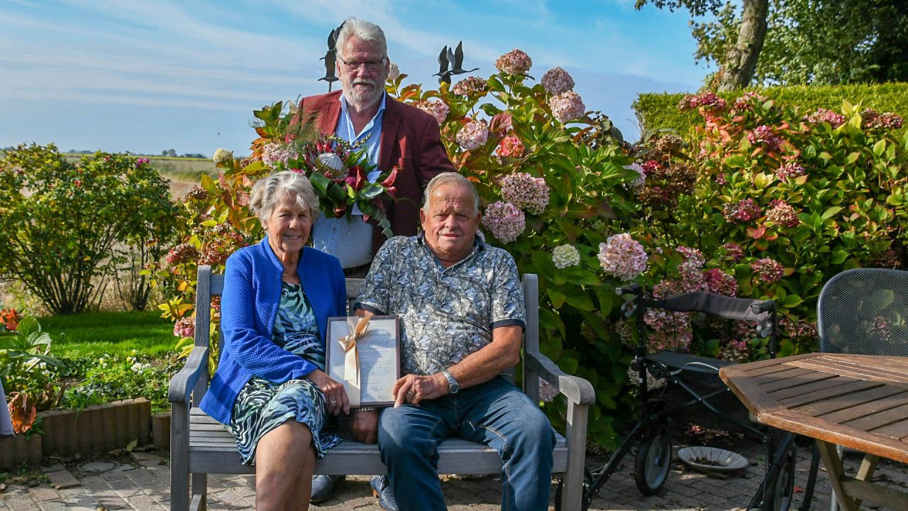 Echtpaar Weidenaar uit Oosternijkerk 60 jaar getrouwd - RTV NOF