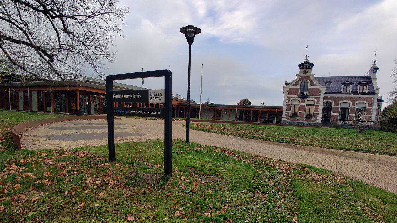 Gemeentehuis Kollum nu écht verkocht RTV NOF Nieuws