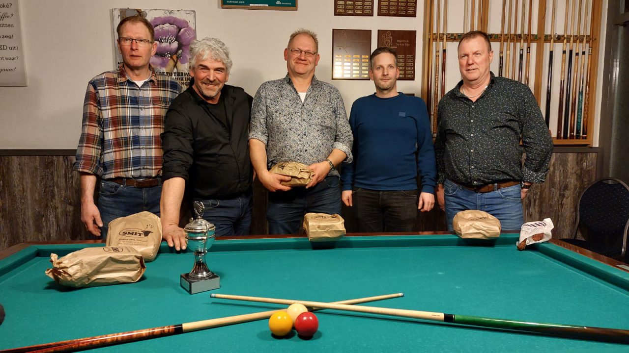 Jaarlijkse biljart kampioenschap van Wierum