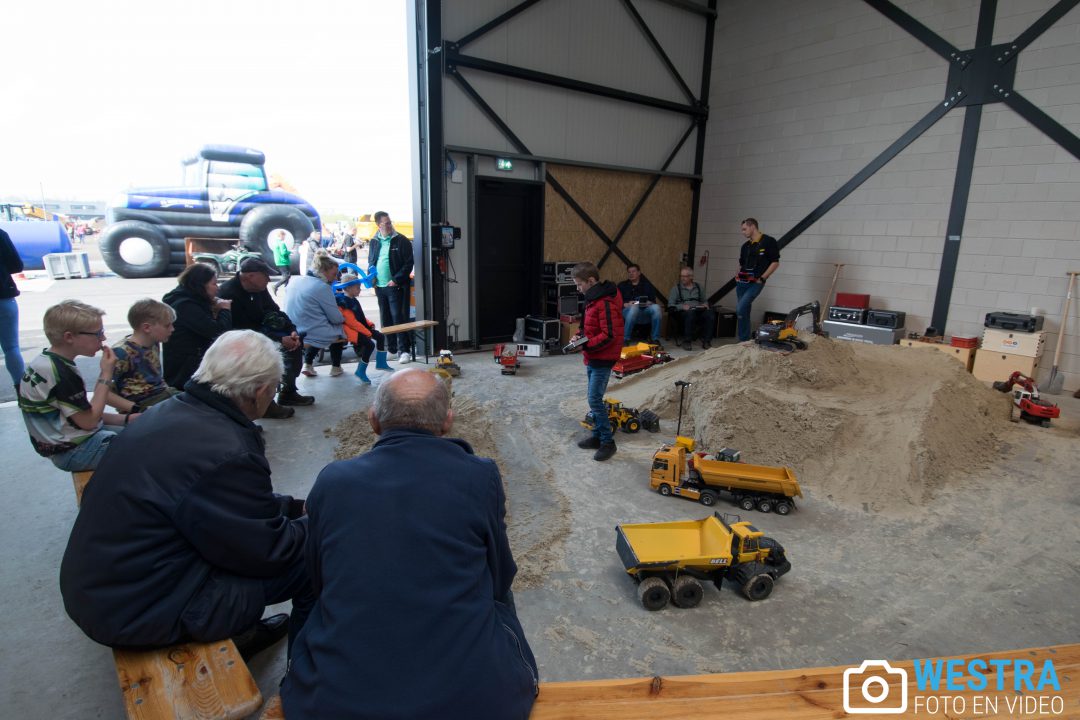 VIDEO: Geslaagd open huis bij Brouwer & Brouwer bv in Eastermar
