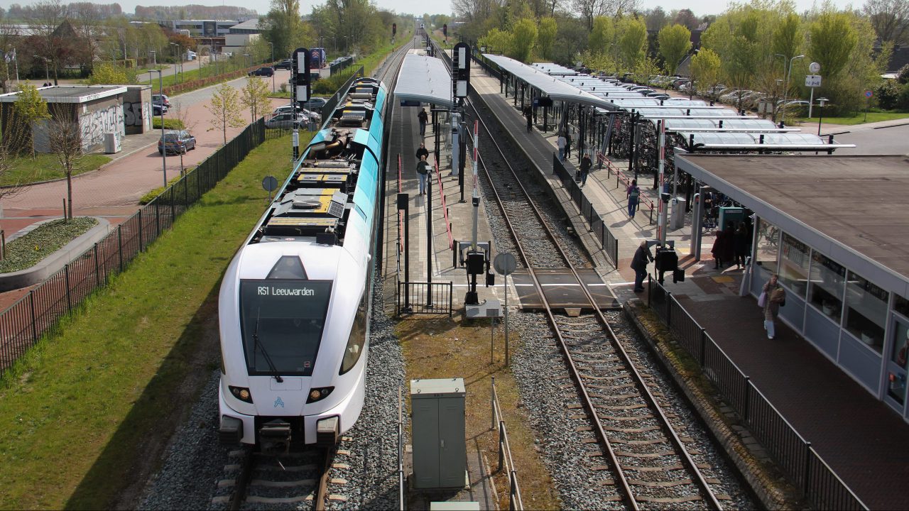 Minder treinen tussen Groningen en Buitenpost