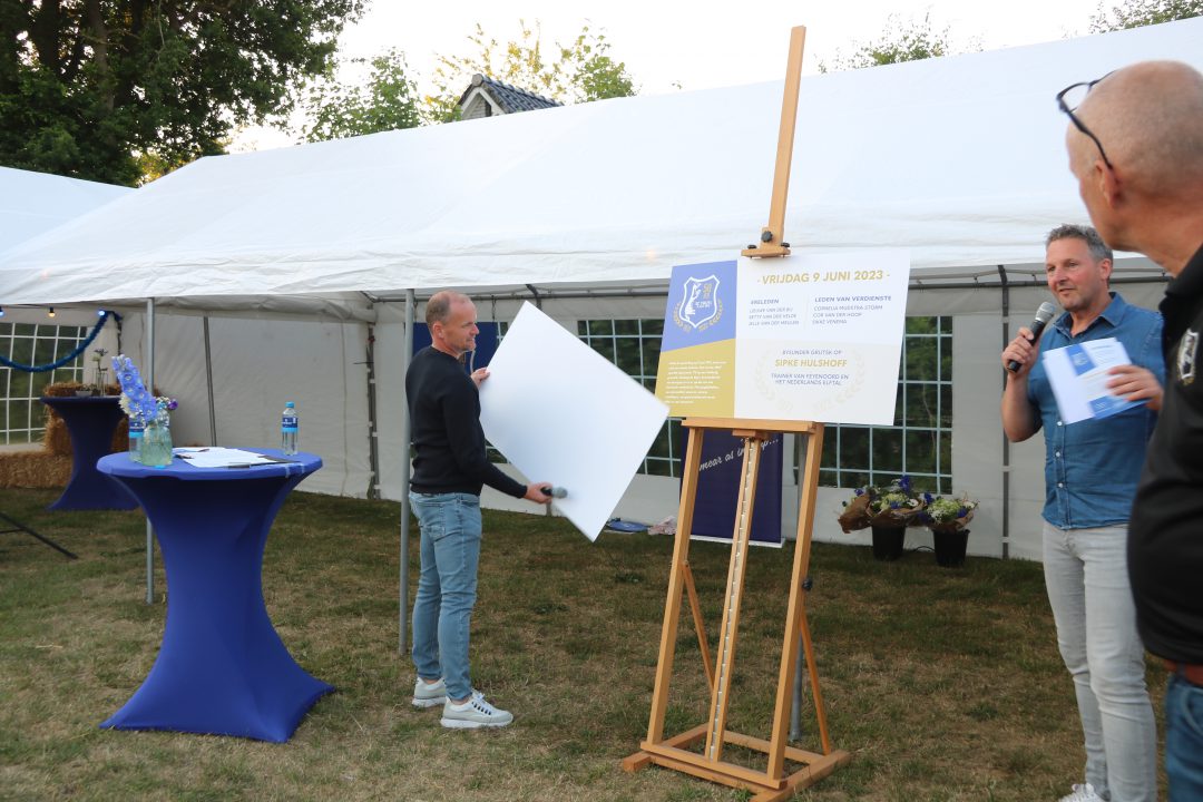 AUDIO: SC Twijzel viert haar 50-jarig jubileum samen met Sipke Hulshoff