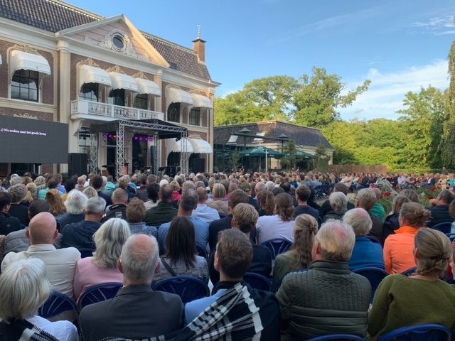 Ben Tiggelaar zorgt voor uitverkocht event op Landgoed de Klinze te Aldtsjerk