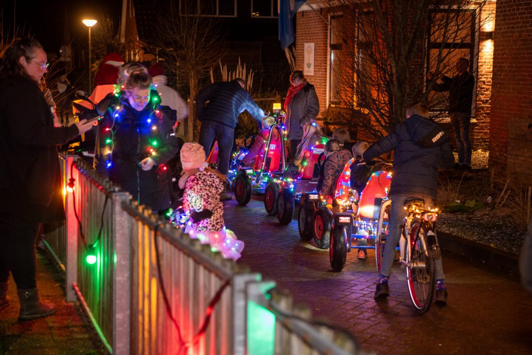 Geslaagde Lichtjestocht Ternaard