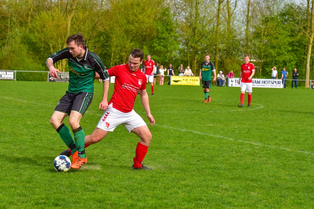 Ternaard wint opnieuw van Wardy