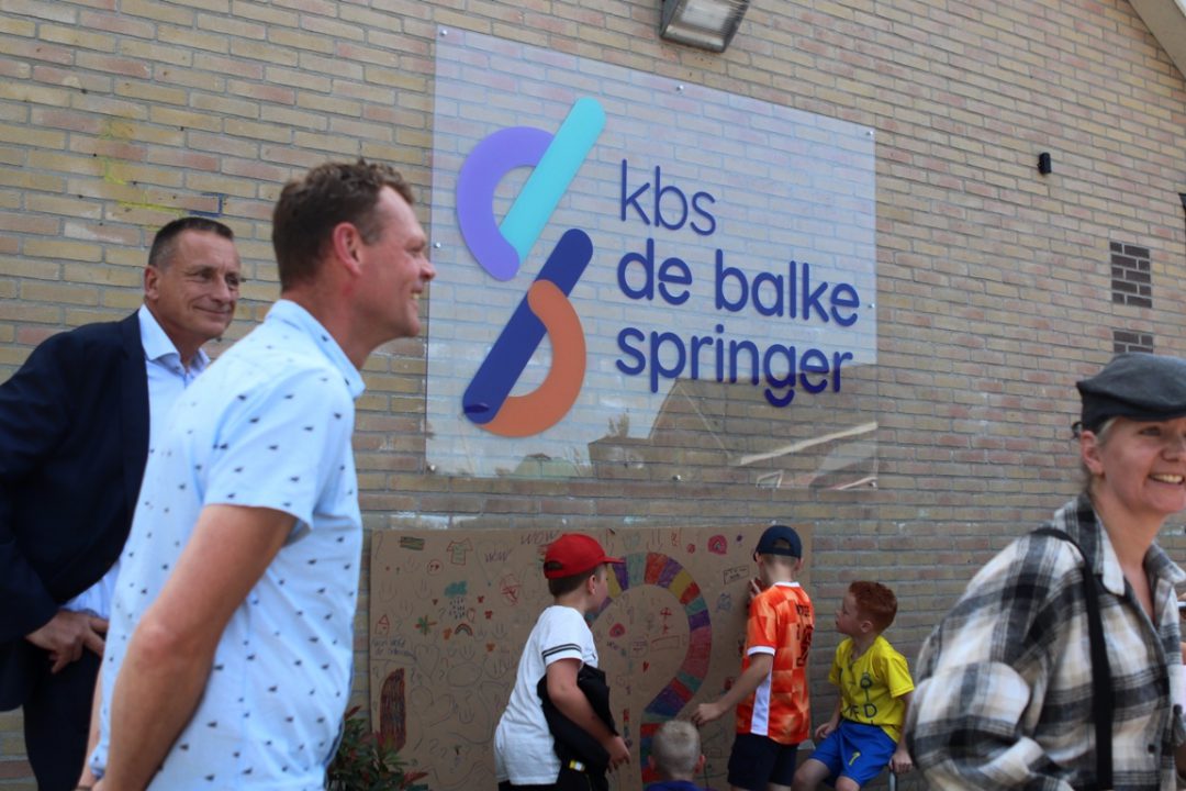 De Balkespringer; ‘Spring yn it aventoer wat learen hjit’