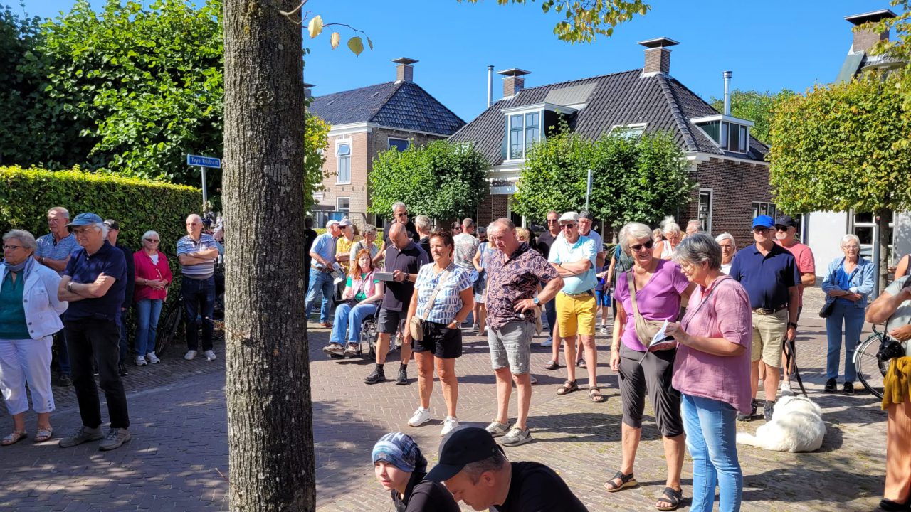 Straatfestival it Easterbarren met spetterende shows