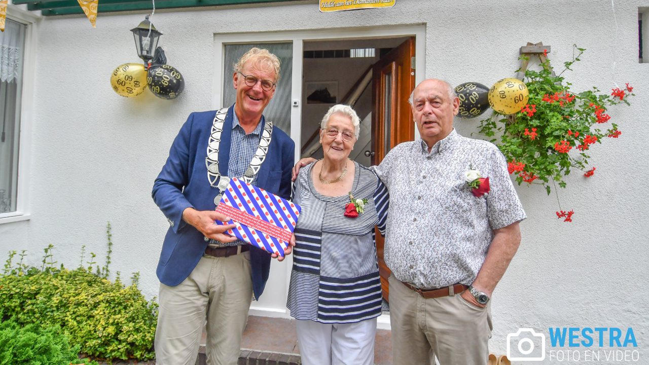 Geert en Aafke Senneker uit Surhuisterveen 60 jaar getrouwd