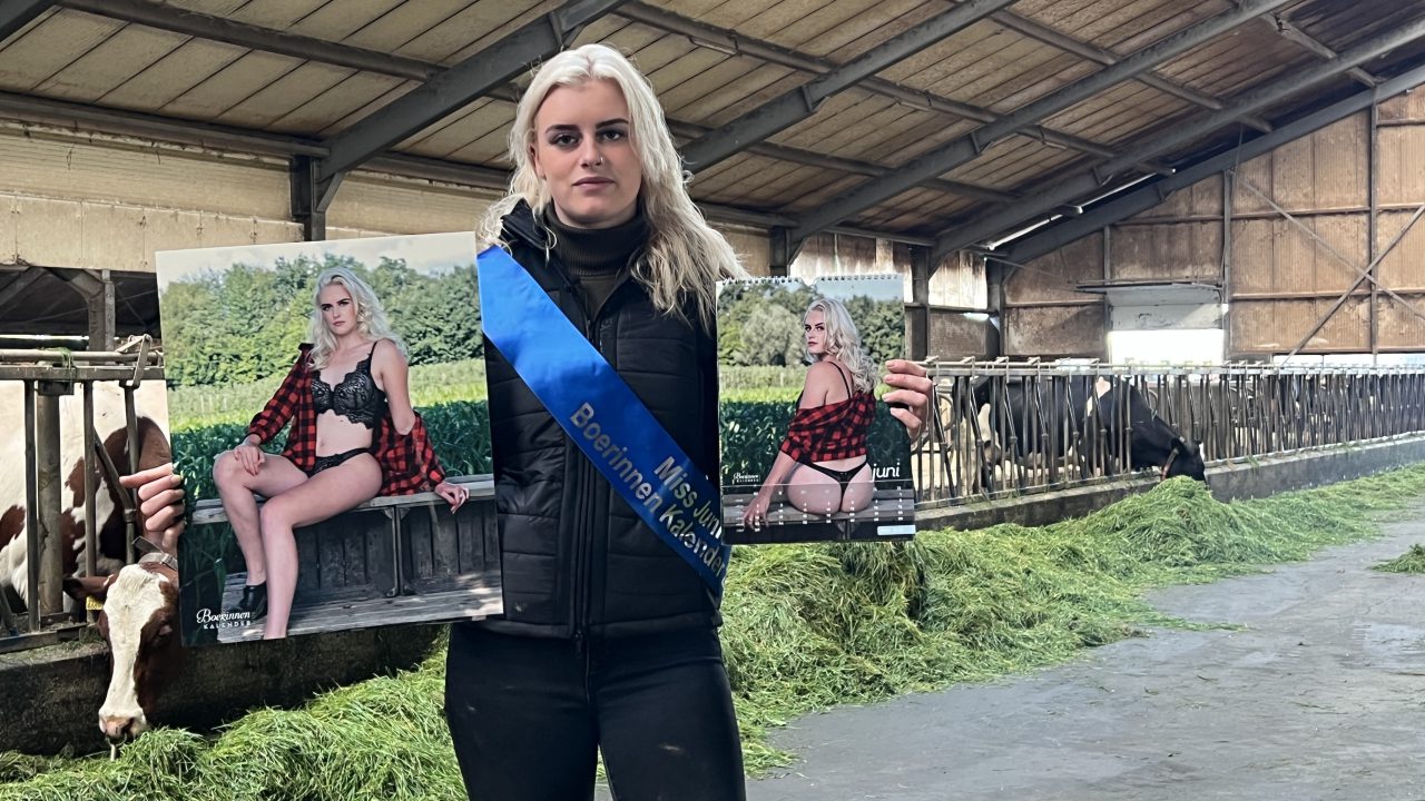 VIDEO: Boerin Selina uit Surhuizum op kalender: 