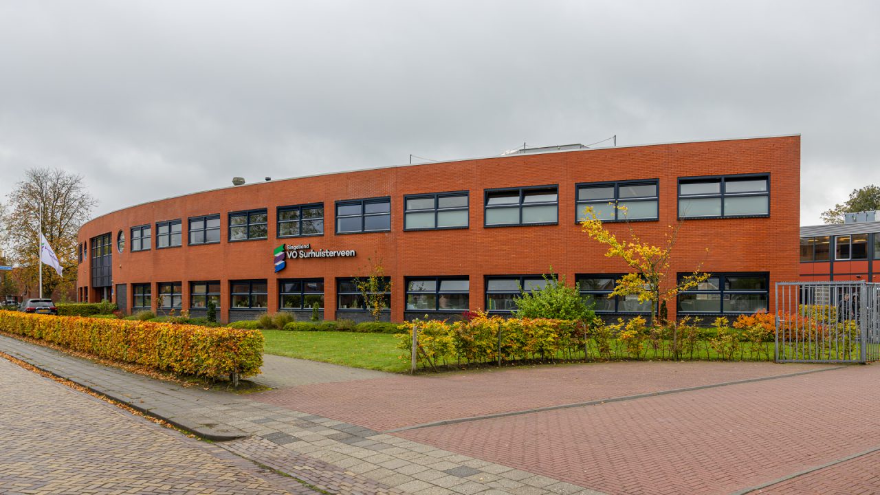 Schok op Singelland Surhuisterveen: medewerker overleden, lessen donderdag geannuleerd