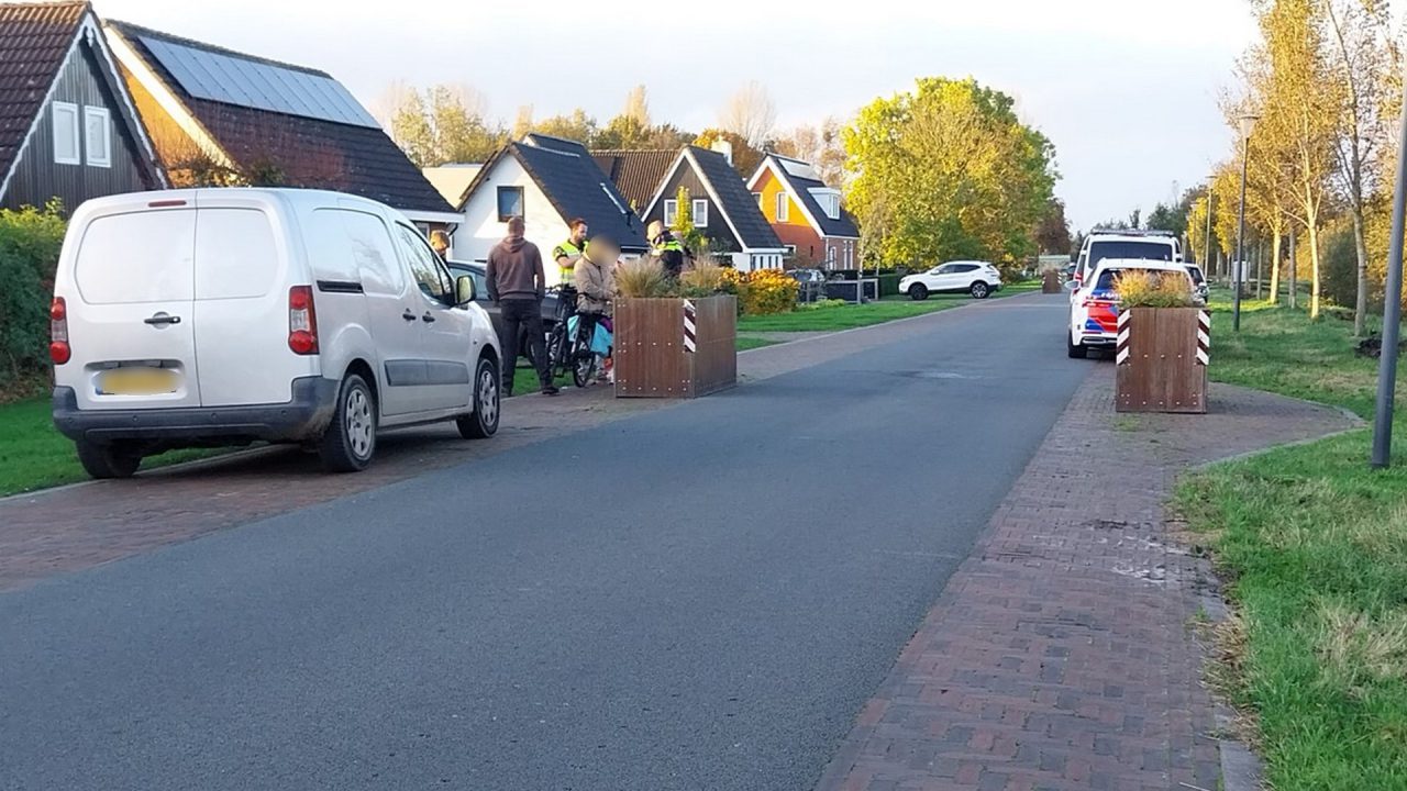 Fietser ten val op de Haadwei in De Falom