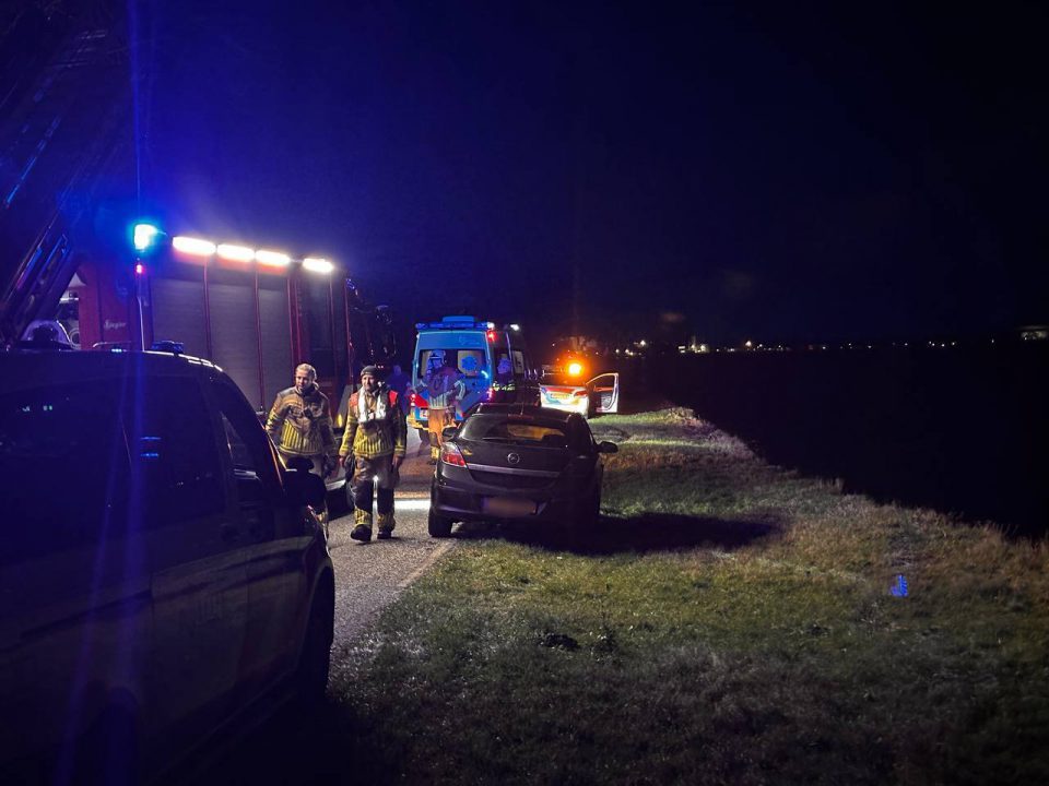 Persoon uit Prinses Magrietkanaal gehaald bij Blauforlaet