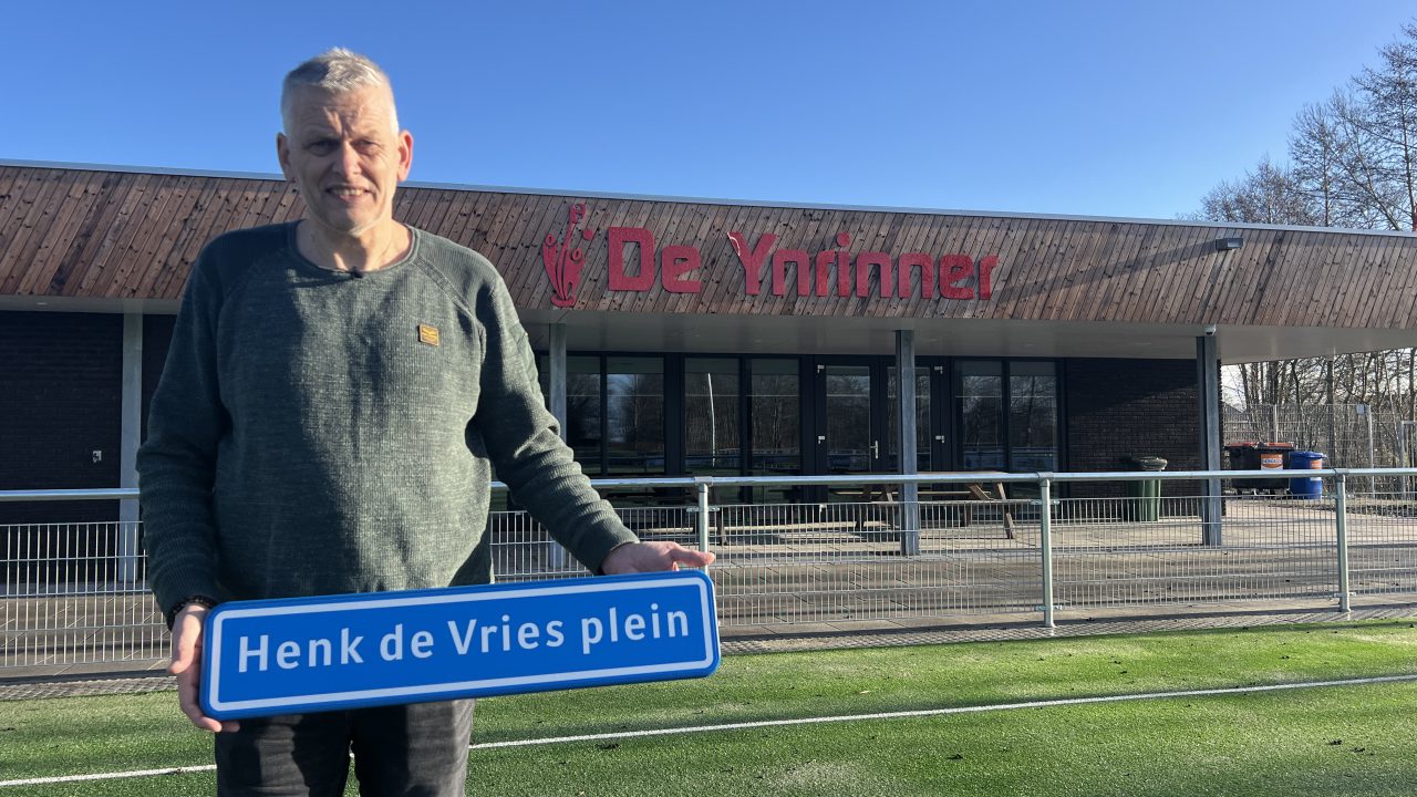 VIDEO: Korfbalvereniging It Fean heeft een nieuwe sportaccommodatie in Surhuisterveen: 