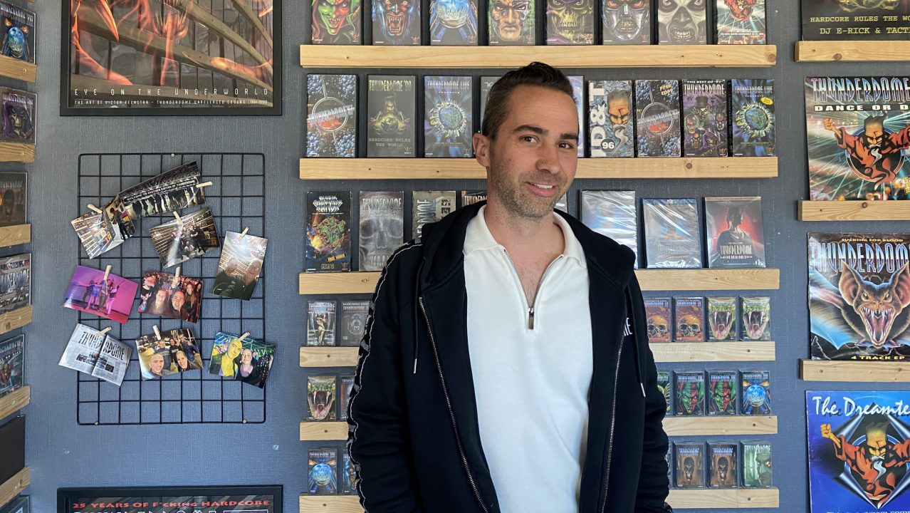 VIDEO: Gabber Gerben uit Hurdegaryp gooit het roer om