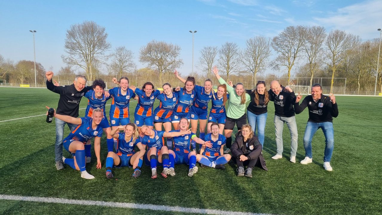 FC Surhústerfean zoekt nieuwe speelsters voor dameselftallen