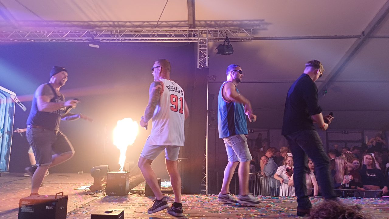 Gemeente Achtkarspelen ziet verbeterpunten na Doelleazen Festival